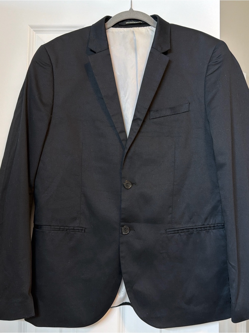 H&M Men's Black Two-Button Suit Blazer